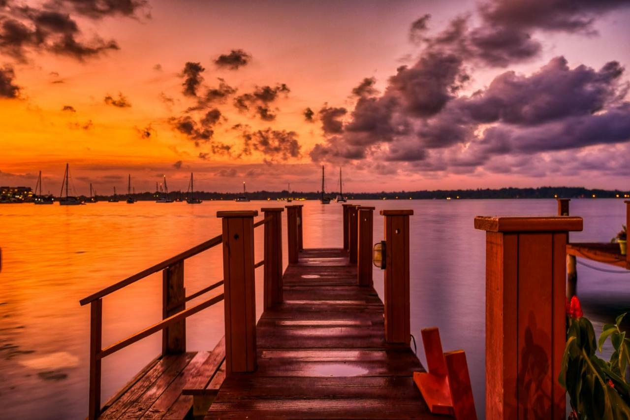 Los Balcones Over The Sea Hotel Bocas del Toro Dış mekan fotoğraf