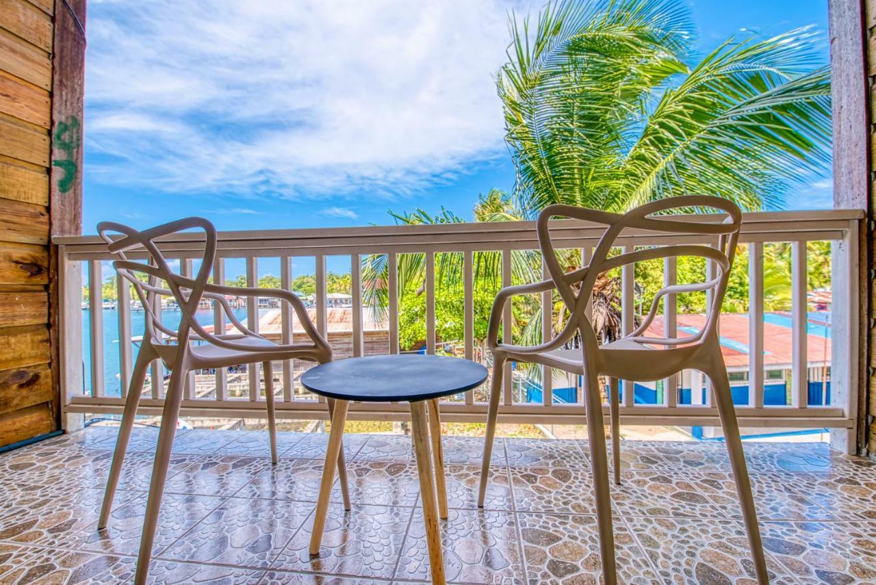 Los Balcones Over The Sea Hotel Bocas del Toro Dış mekan fotoğraf
